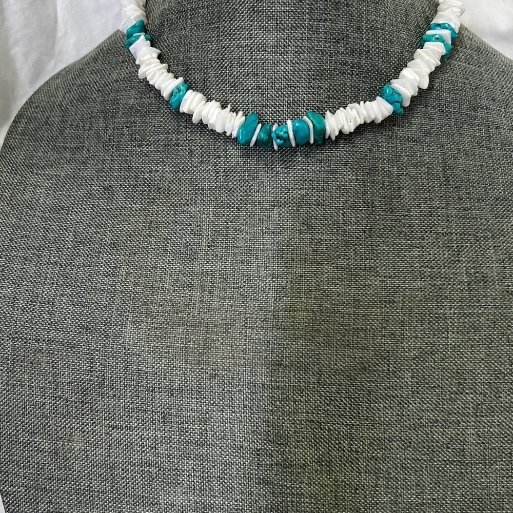 Women Teen Girls Collarbone Chain, White Clam Shell and Turquoise Necklace☑️ - Picture 4 of 9